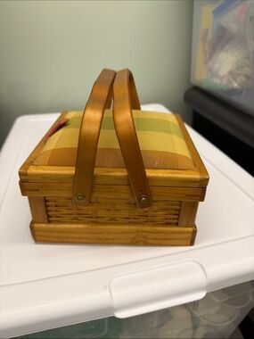 Woven Wooden Sewing Basket with Green Plaid Lid
